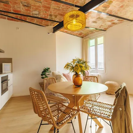 Bravissimo Calderers La Serp, View Over Onyar River Апартаменты