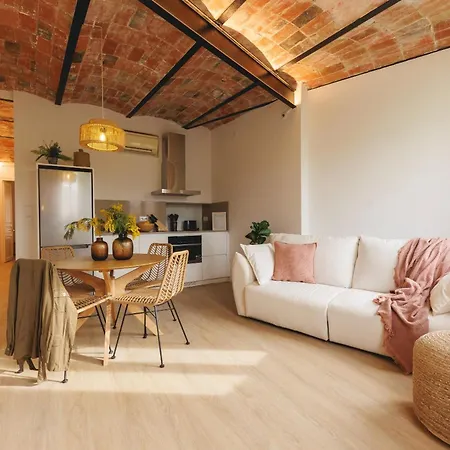 Bravissimo Calderers La Serp, View Over Onyar River *