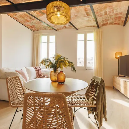 Bravissimo Calderers La Serp, View Over Onyar River Апартаменты