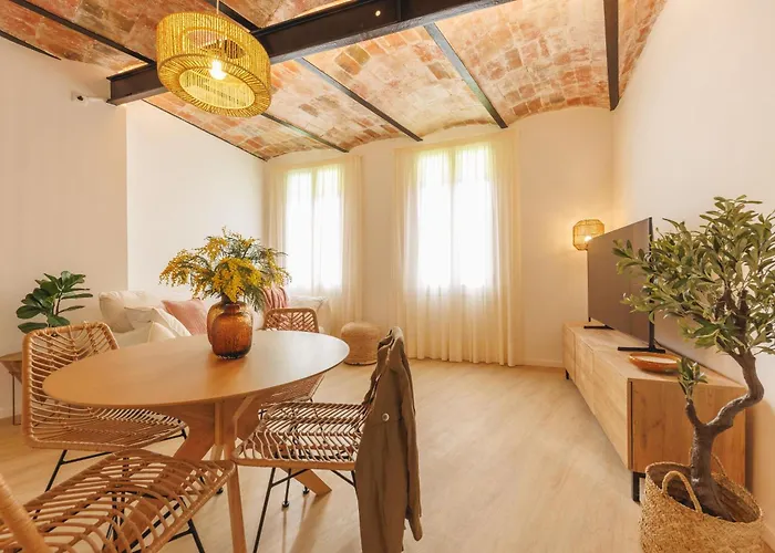 Bravissimo Calderers La Serp, View Over Onyar River Apartment Girona