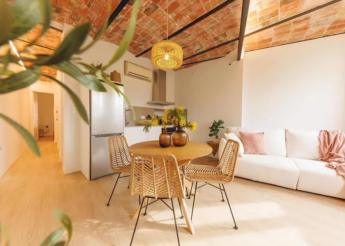 Bravissimo Calderers La Serp, View Over Onyar River Apartment Girona