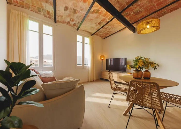 Bravissimo Calderers La Serp, View Over Onyar River Gerona